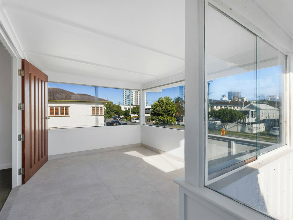 17 Central Street, Labrador - image 2