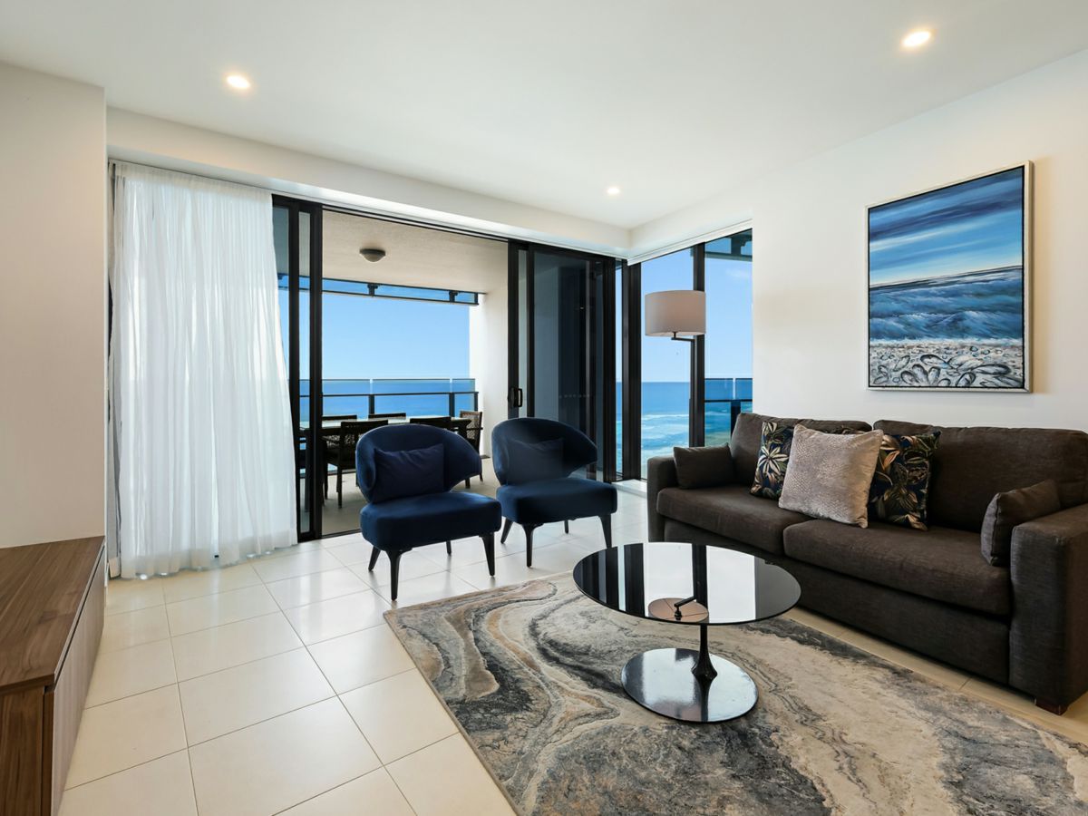1203/4 The Esplanade, Surfers Paradise - image 2