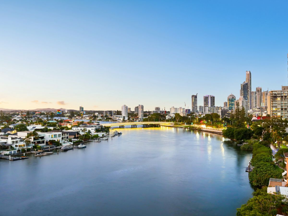 23/2916 Gold Coast Highway, Surfers Paradise - image 3