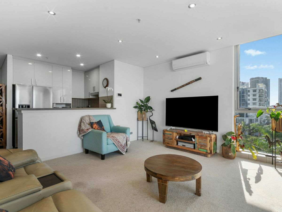903/4 Como Crescent, Southport - image 3