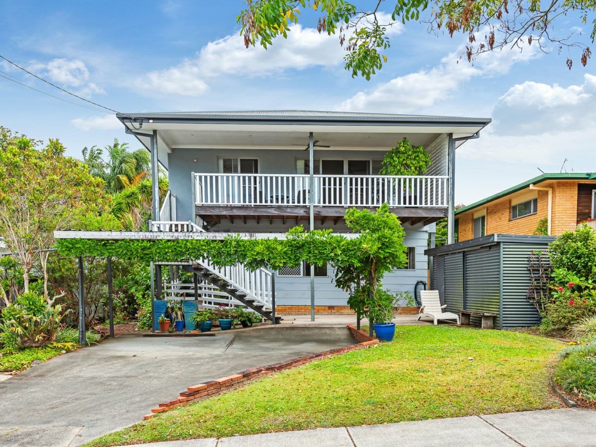 8 Moora Street, Ashmore - image 1