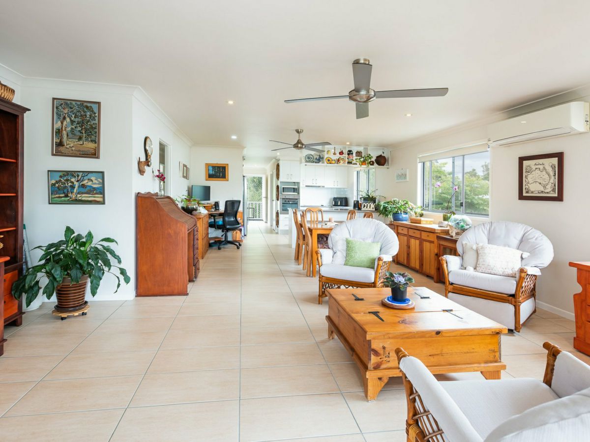 8 Moora Street, Ashmore - image 3