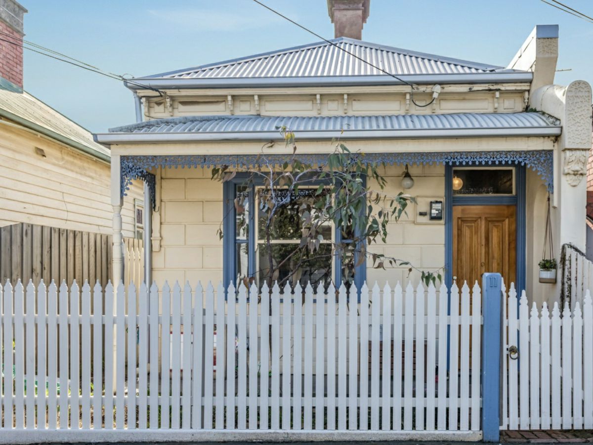 11 Turnbull Grove, Northcote - image 1