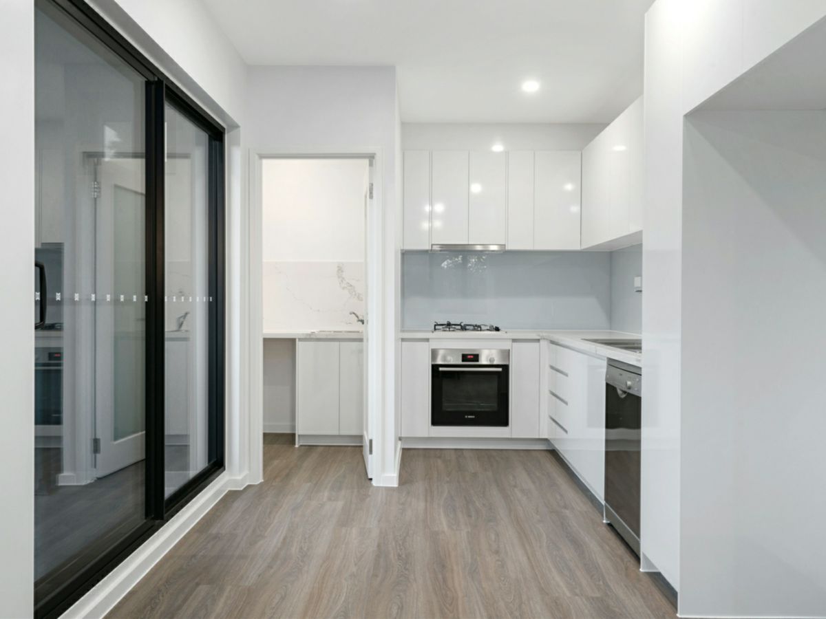1-10/94 Maltravers Street, Eaglemont - image 2