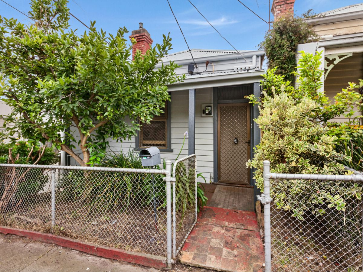 1 Balgonie Place, Northcote - image 1