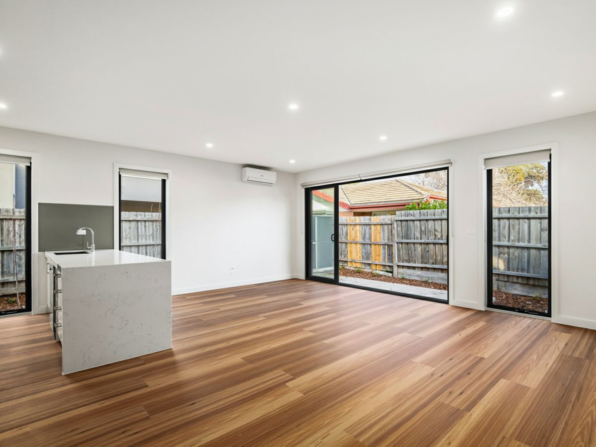 1/3 Newton Street, Reservoir - image 3