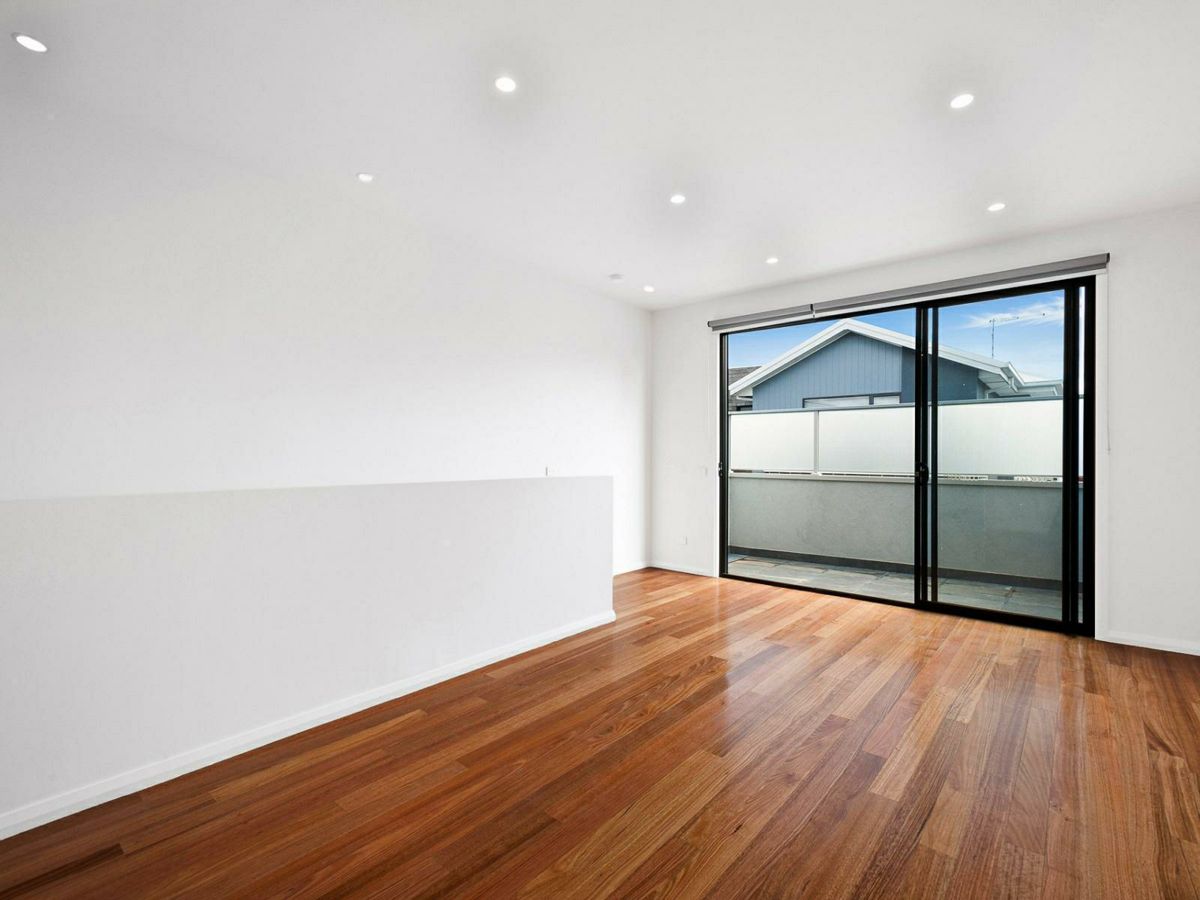 4/79 Mansfield Street, Thornbury - image 2