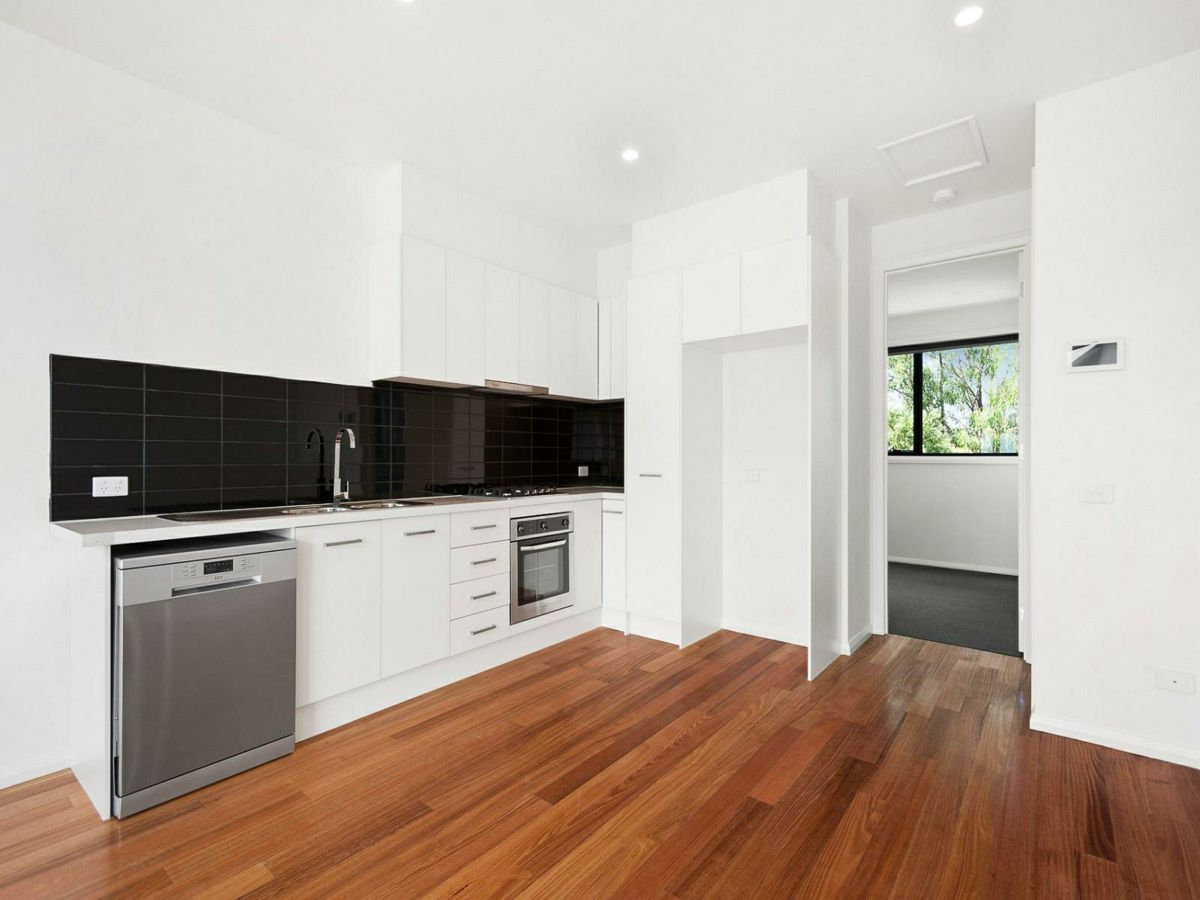 4/79 Mansfield Street, Thornbury - image 3