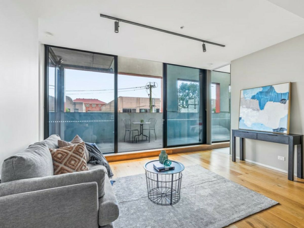 111/27 Wilson Avenue, Brunswick - image 1