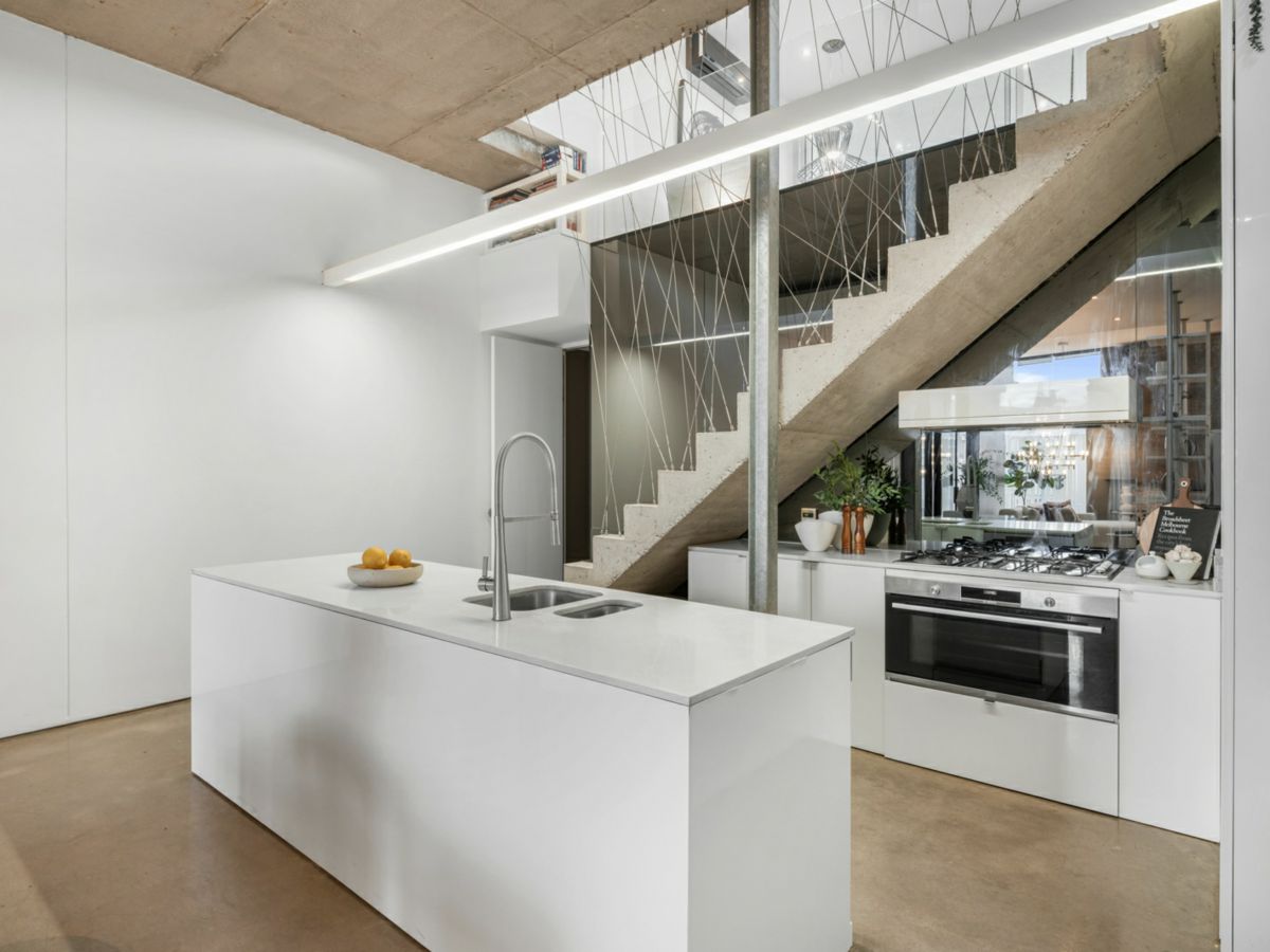 18A Railway Place, Brunswick - image 3