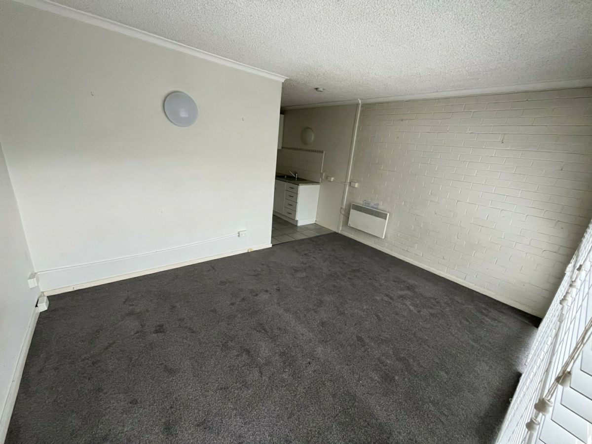 4/233 Station Street, Fairfield - image 3