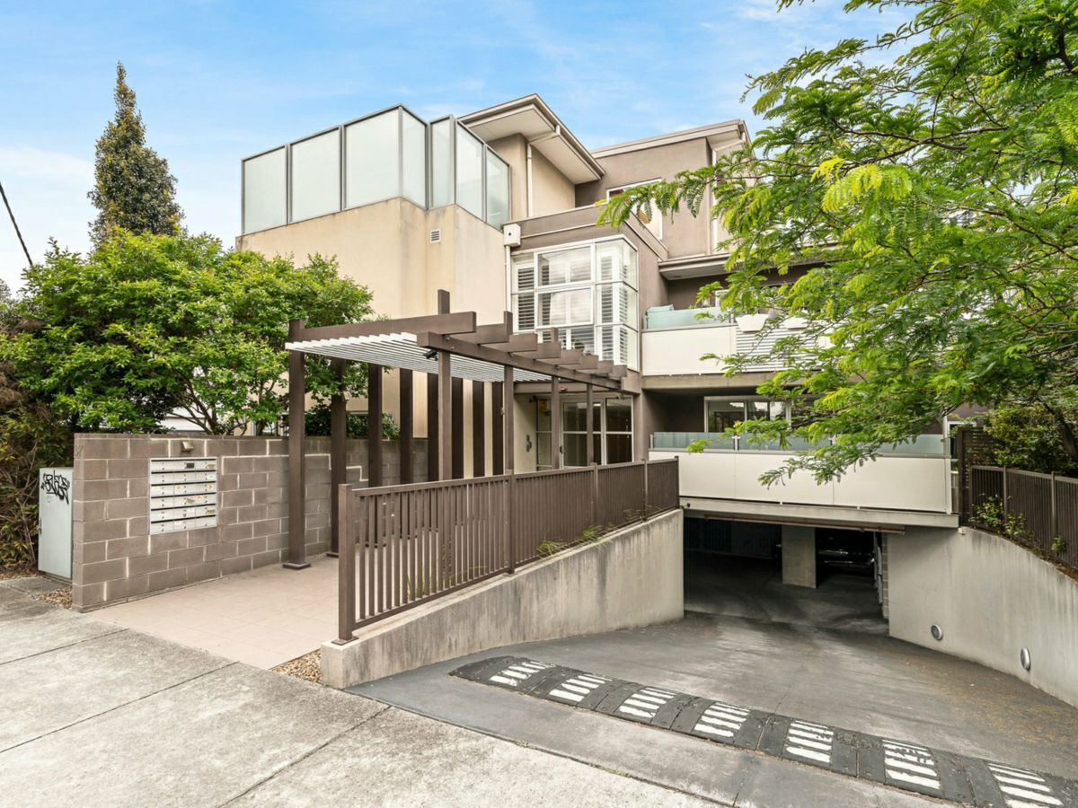 4/37 Woolton Avenue, Thornbury - image 1
