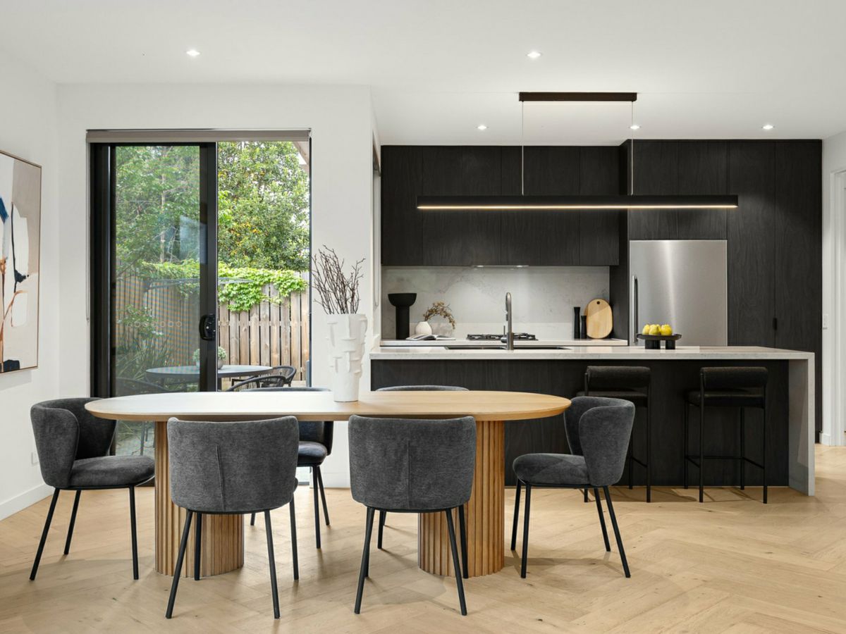 1/4 Somerset Street, Pascoe Vale - image 2