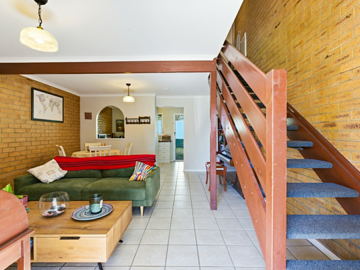71/176 Ewing Road, Woodridge - image 1