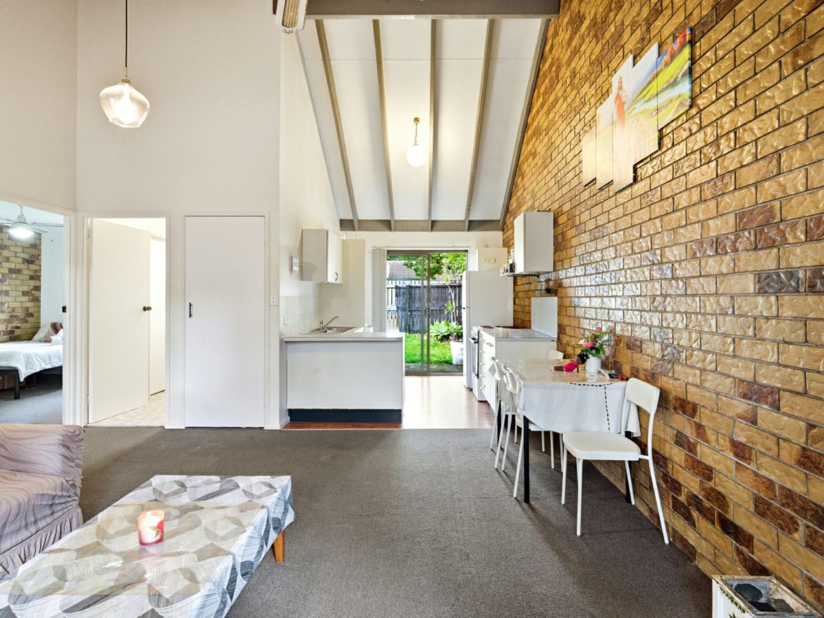 55/129 North Road, Woodridge - image 3