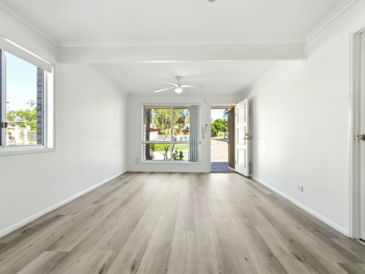 46/15 Vitko Street, Woodridge - image 3