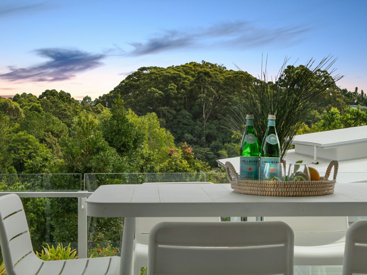 17/8 Croft Court, Tugun - image 1