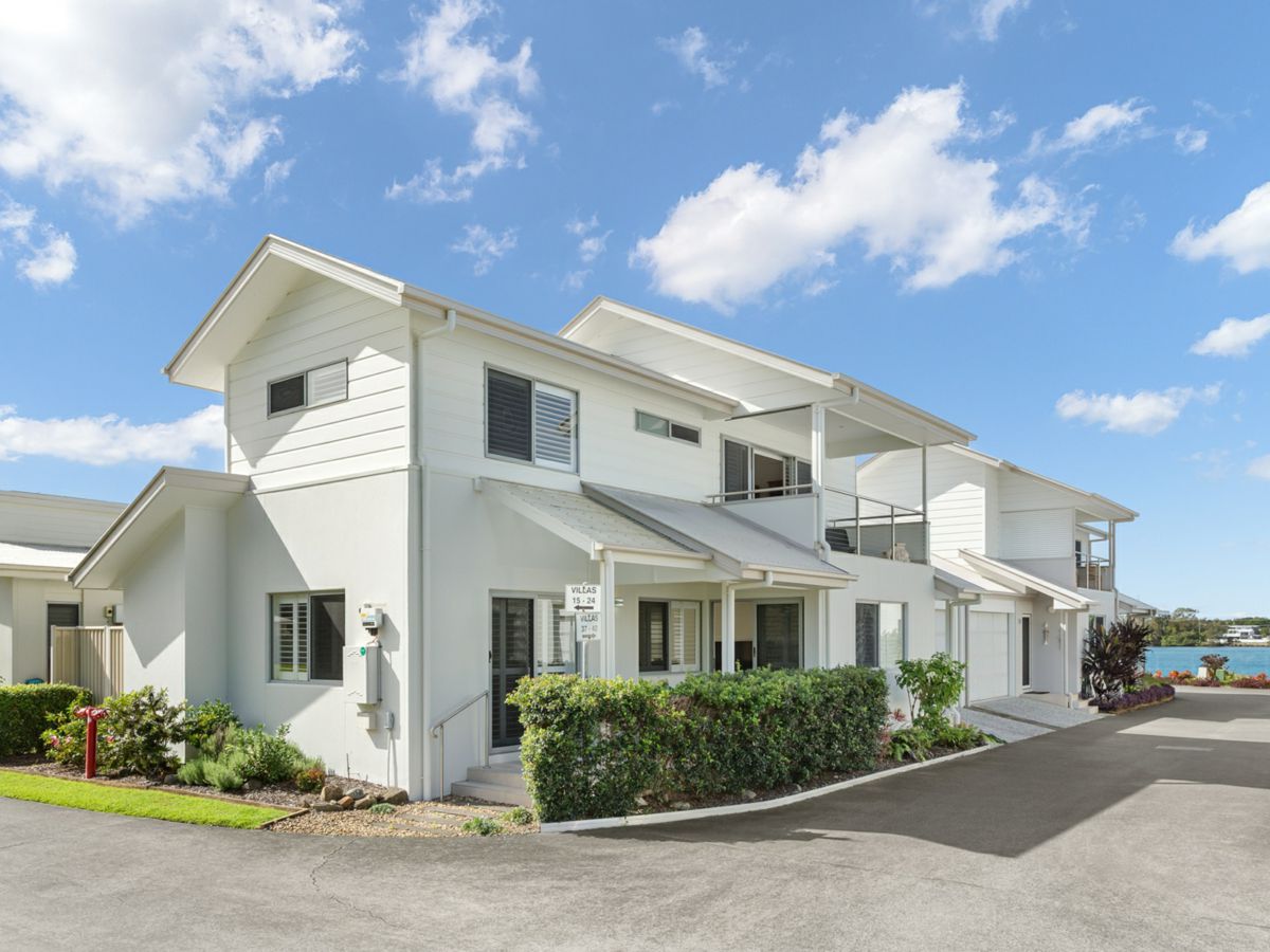 38/2 Barneys Point Road, Banora Point - image 1
