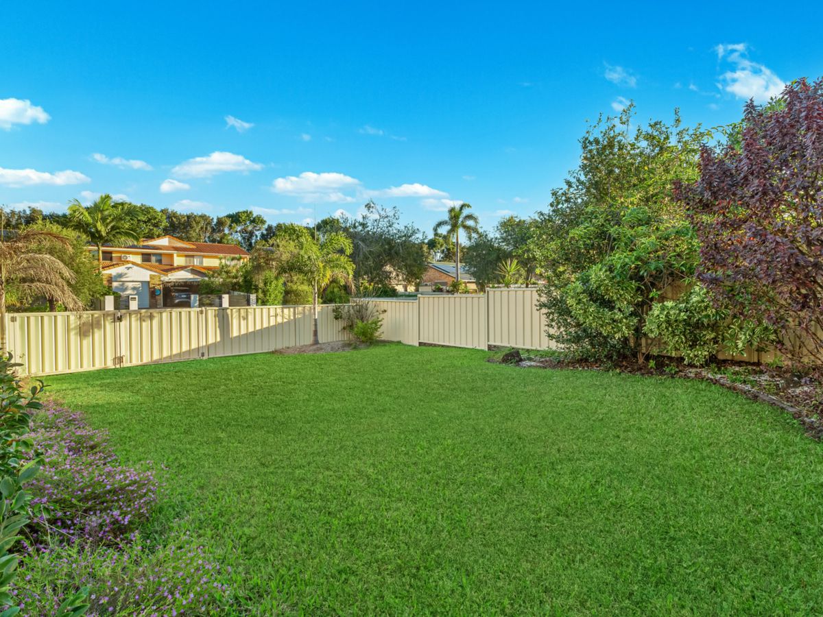7/15 Alexander Court, Tweed Heads South - image 1