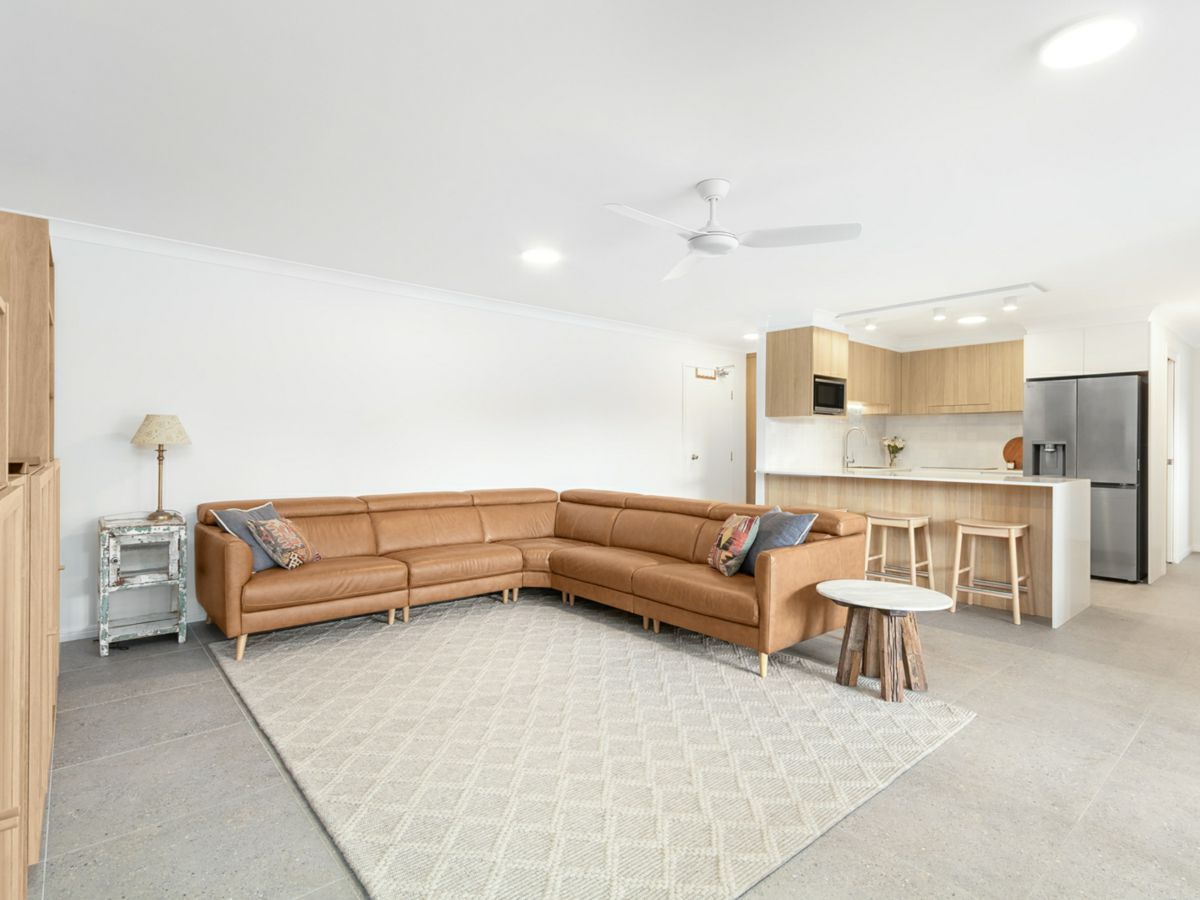 5/91 McLean Street, Coolangatta - image 2