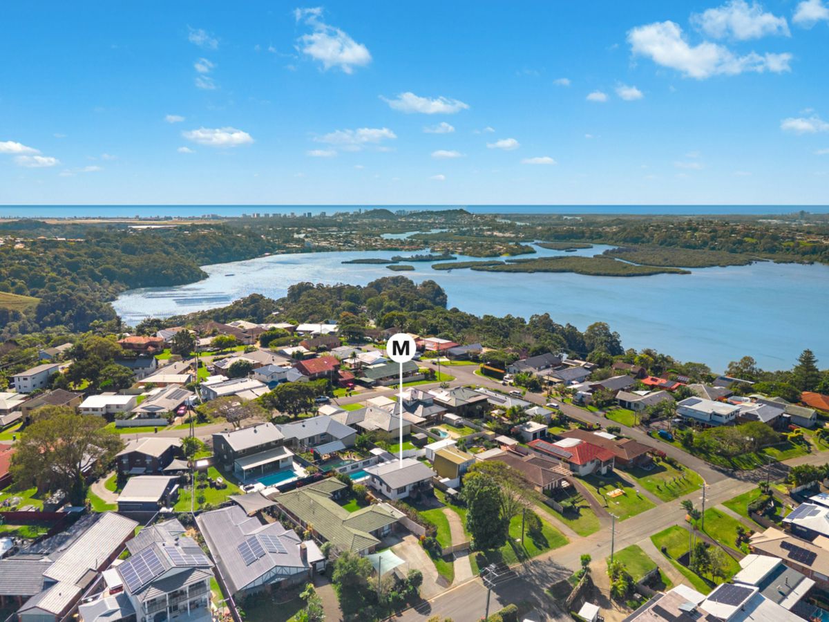 20 Lakeview Terrace, Bilambil Heights - image 1