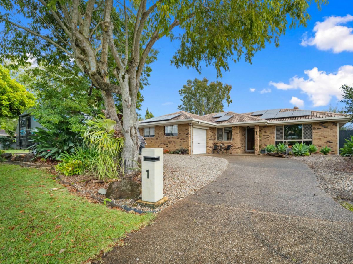 1 Tecoma Place, Banora Point - image 1