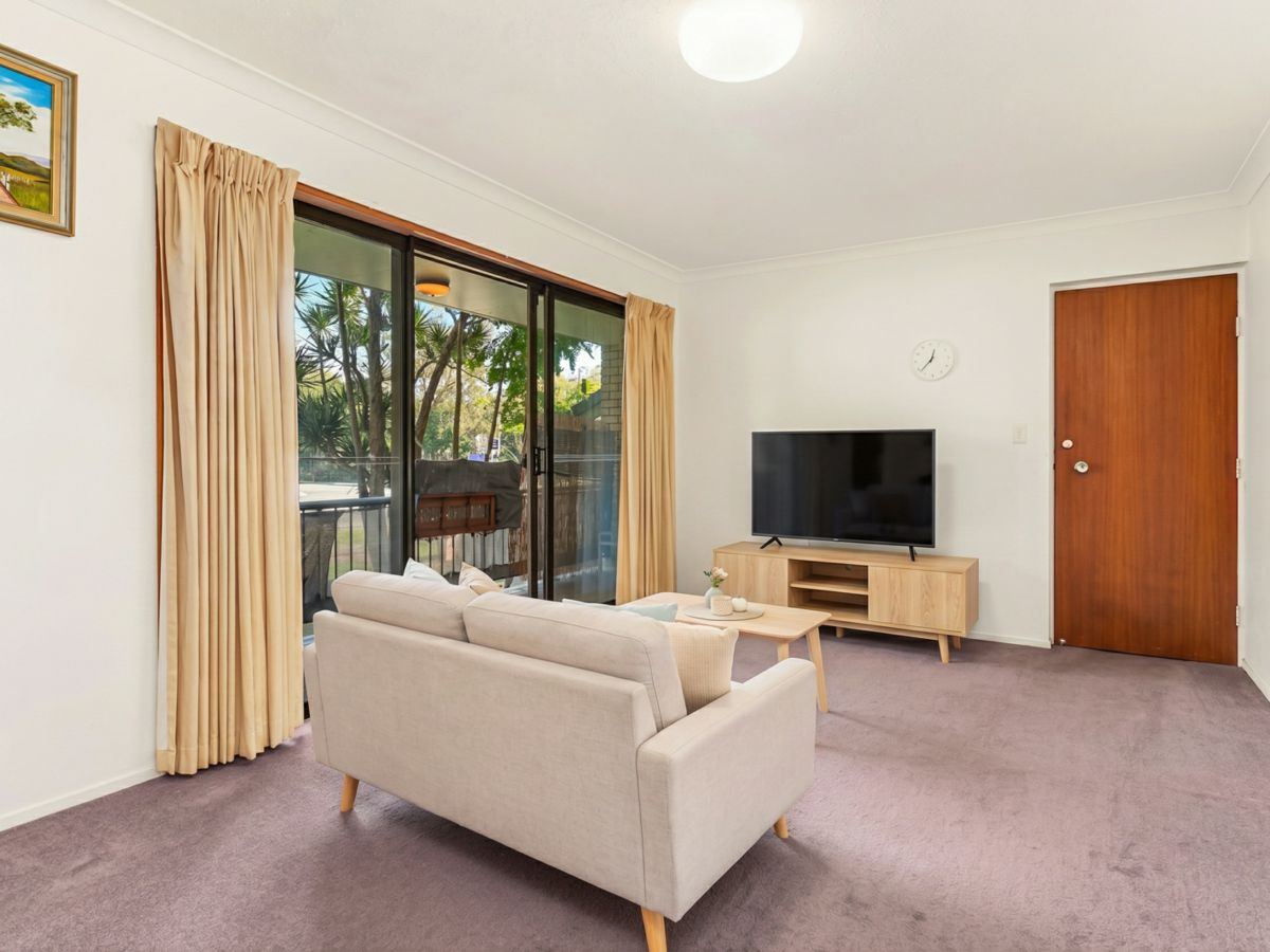 1/1 Tweed Street, Coolangatta - image 2