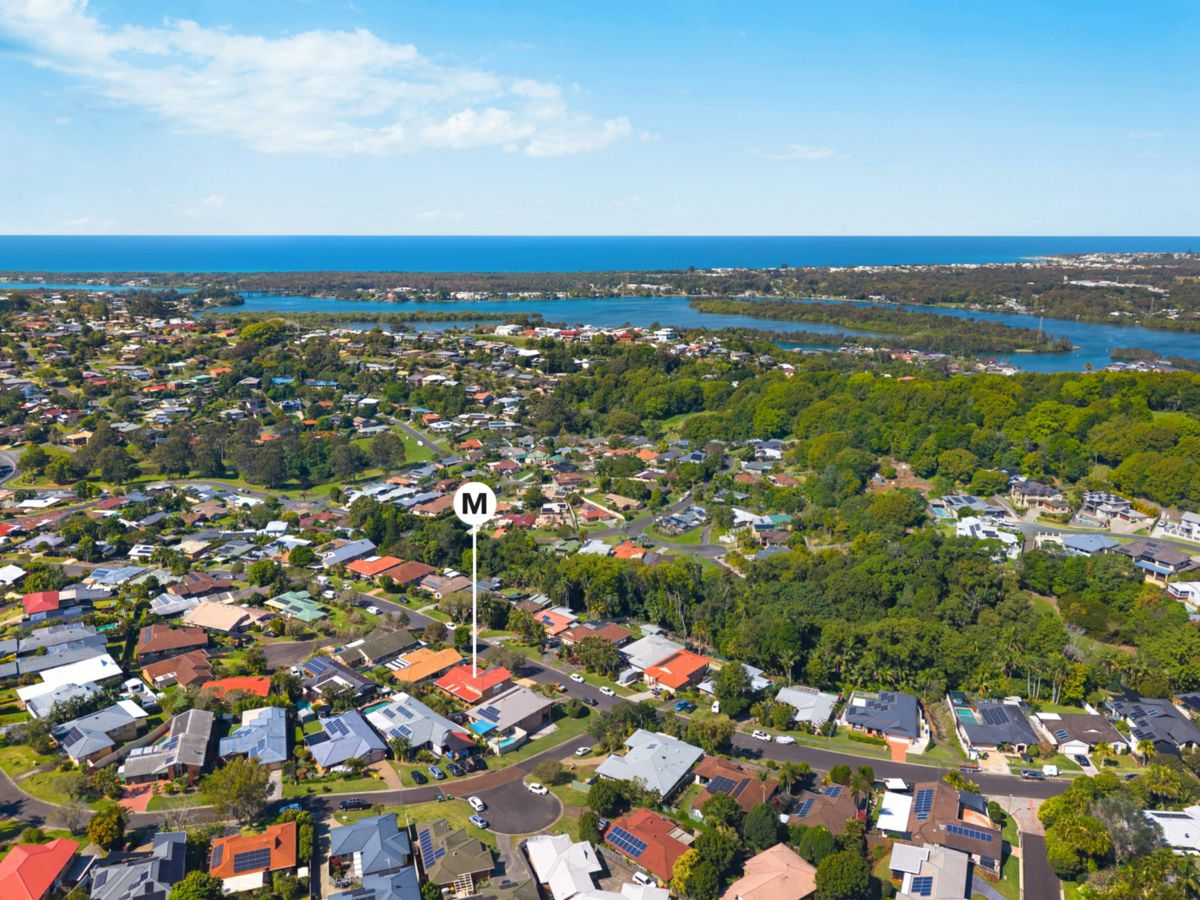 16 Shamrock Avenue, Banora Point - image 2