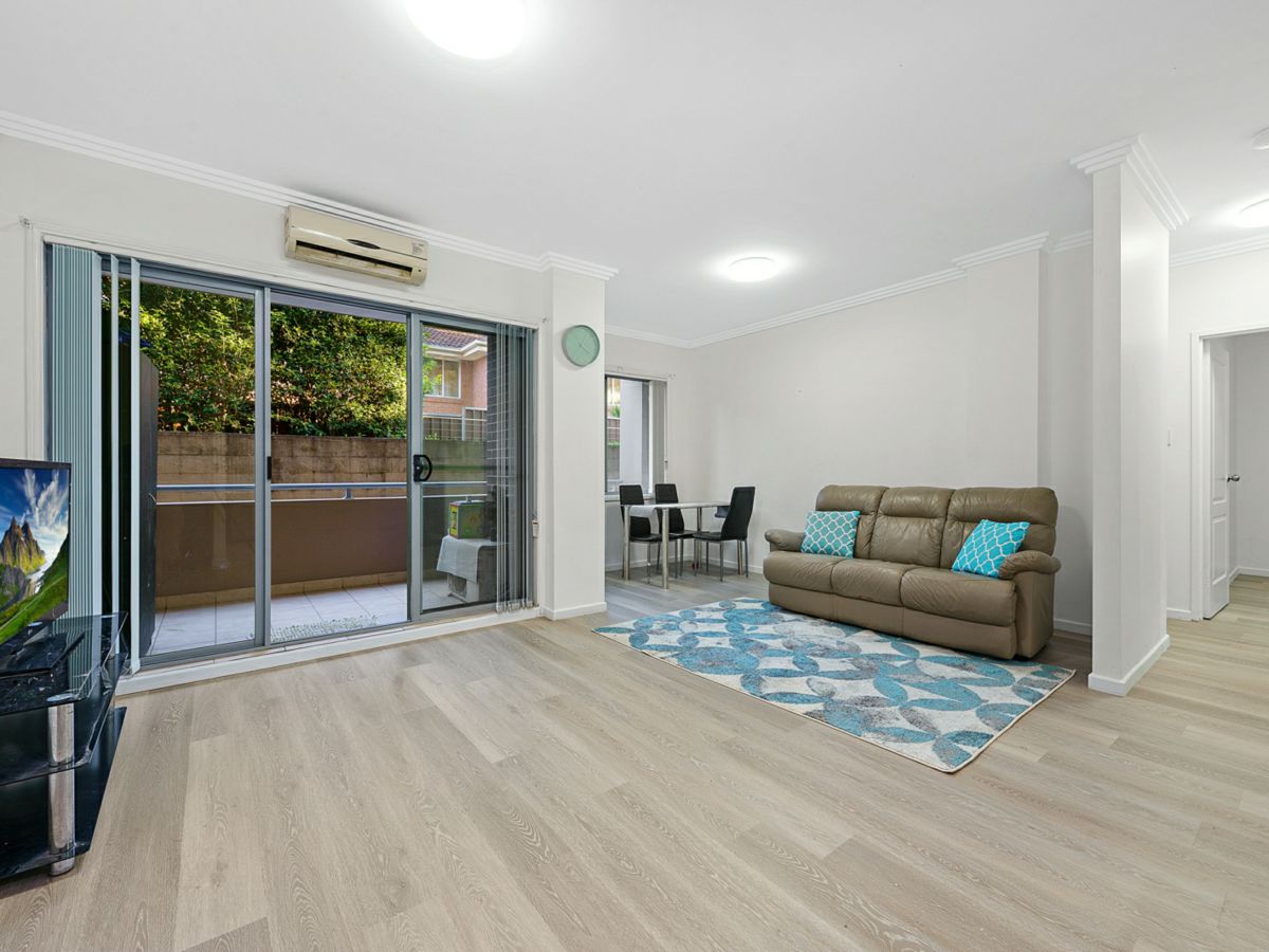 7/10 Wallace Street, Blacktown - image 1