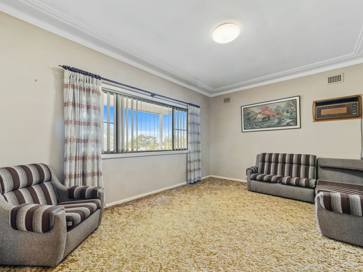 45 Douglas Road, Blacktown - image 2
