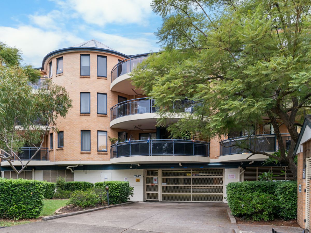 5/28 Fourth Avenue, Blacktown - image 1