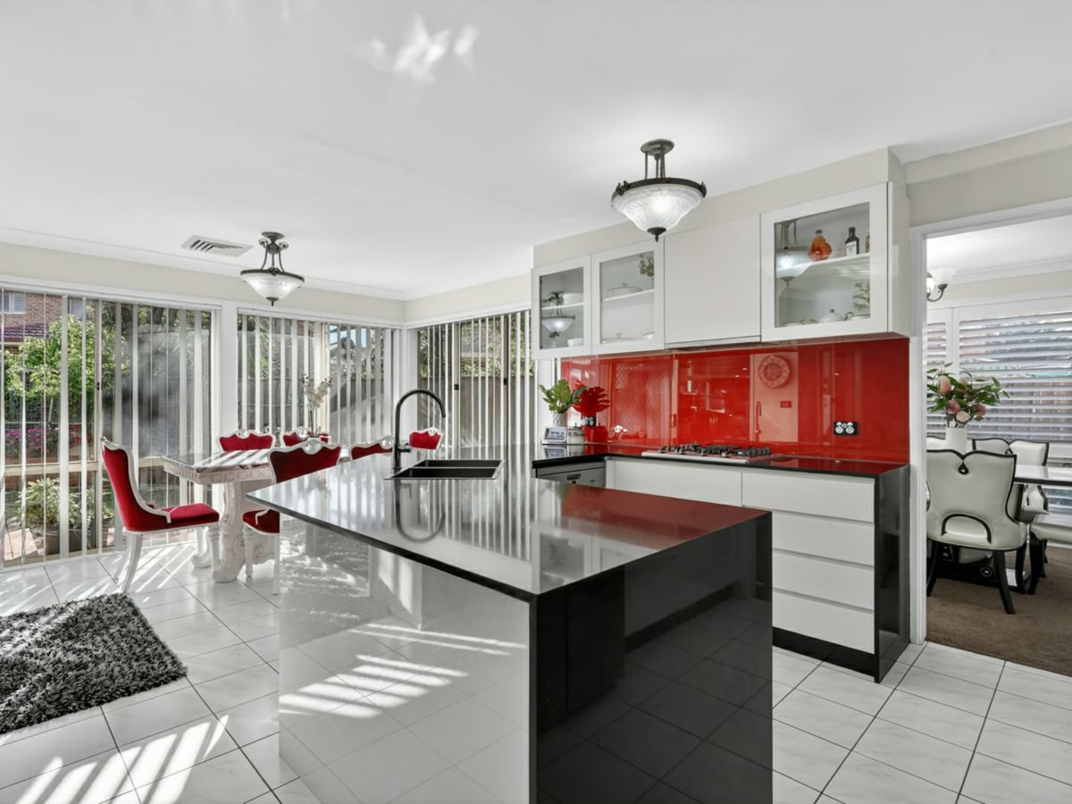 8 Coringle Place, Woodcroft - image 3