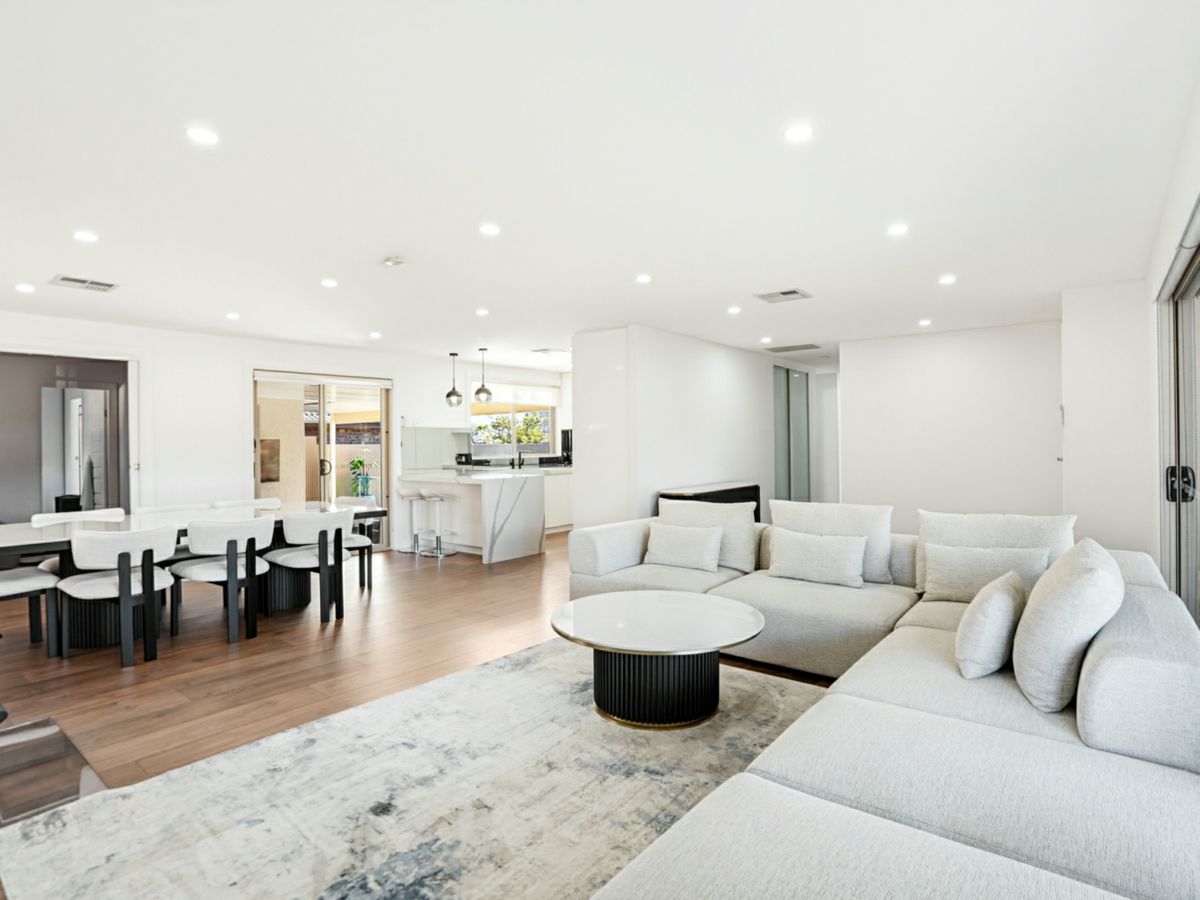 2 Curry Place, Seven Hills - image 2