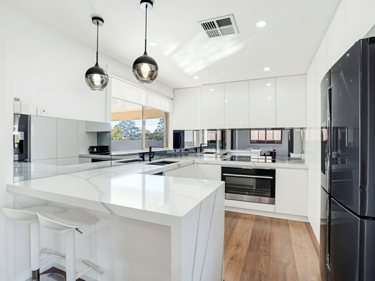 2 Curry Place, Seven Hills - image 3