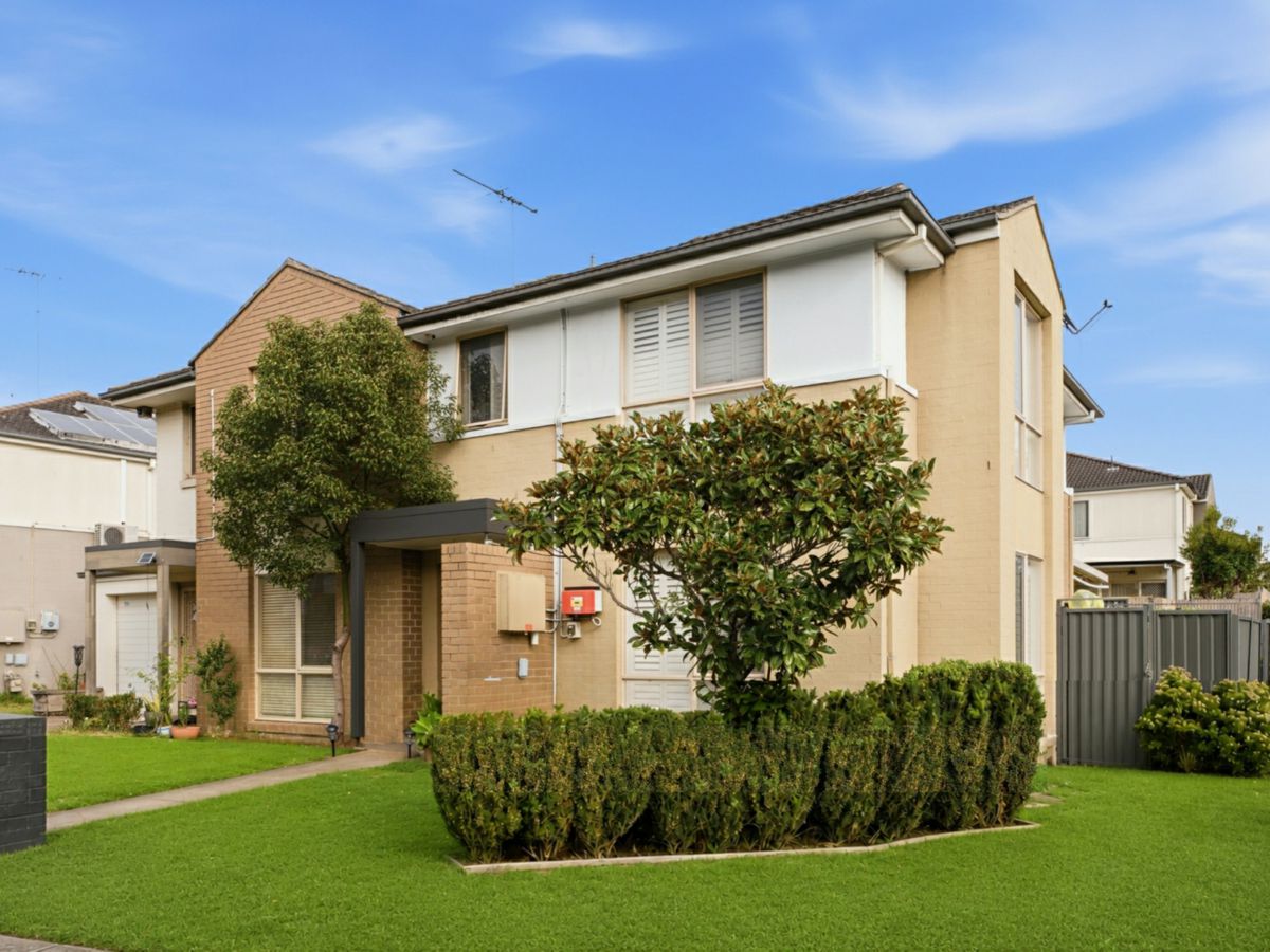 19 Silvereye Circuit, Woodcroft - image 1