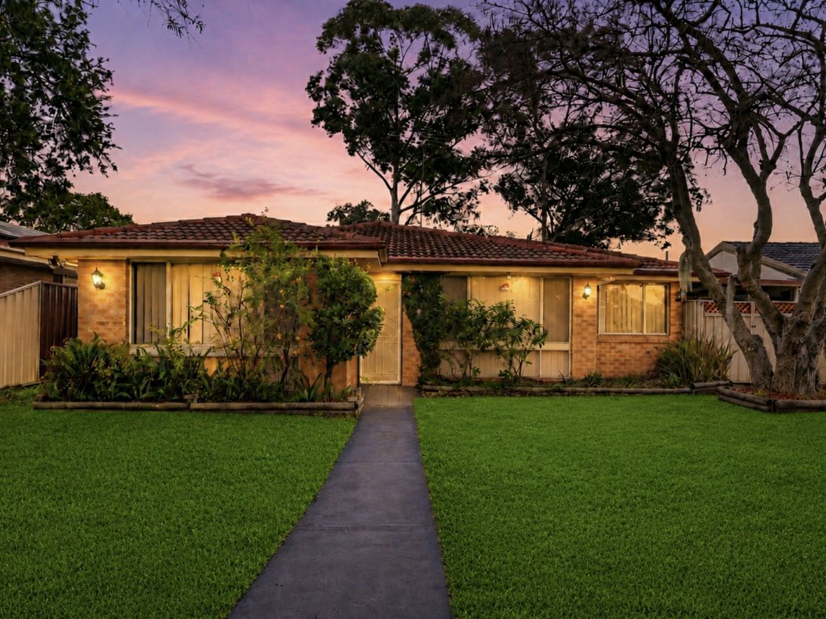 220 Hill End Road, Doonside - image 1