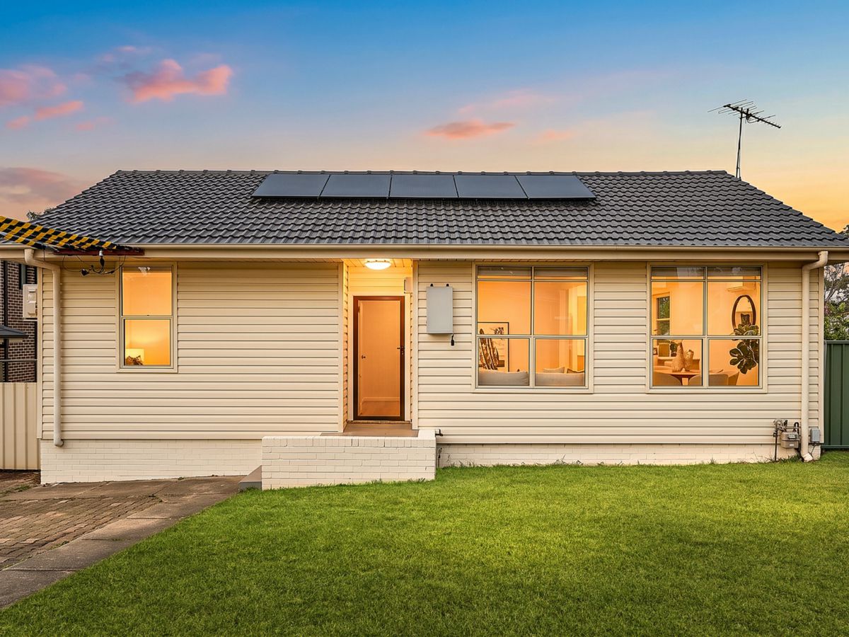 19 Stephen Street, Blacktown - image 1