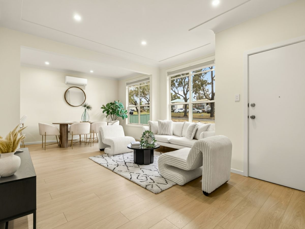 19 Stephen Street, Blacktown - image 2