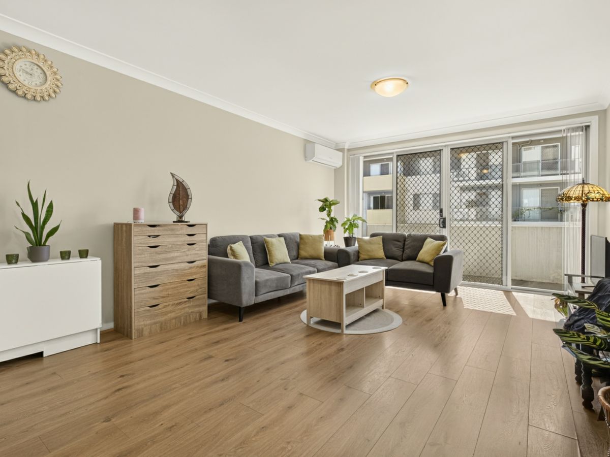 110/8B Myrtle Street, Prospect - image 1