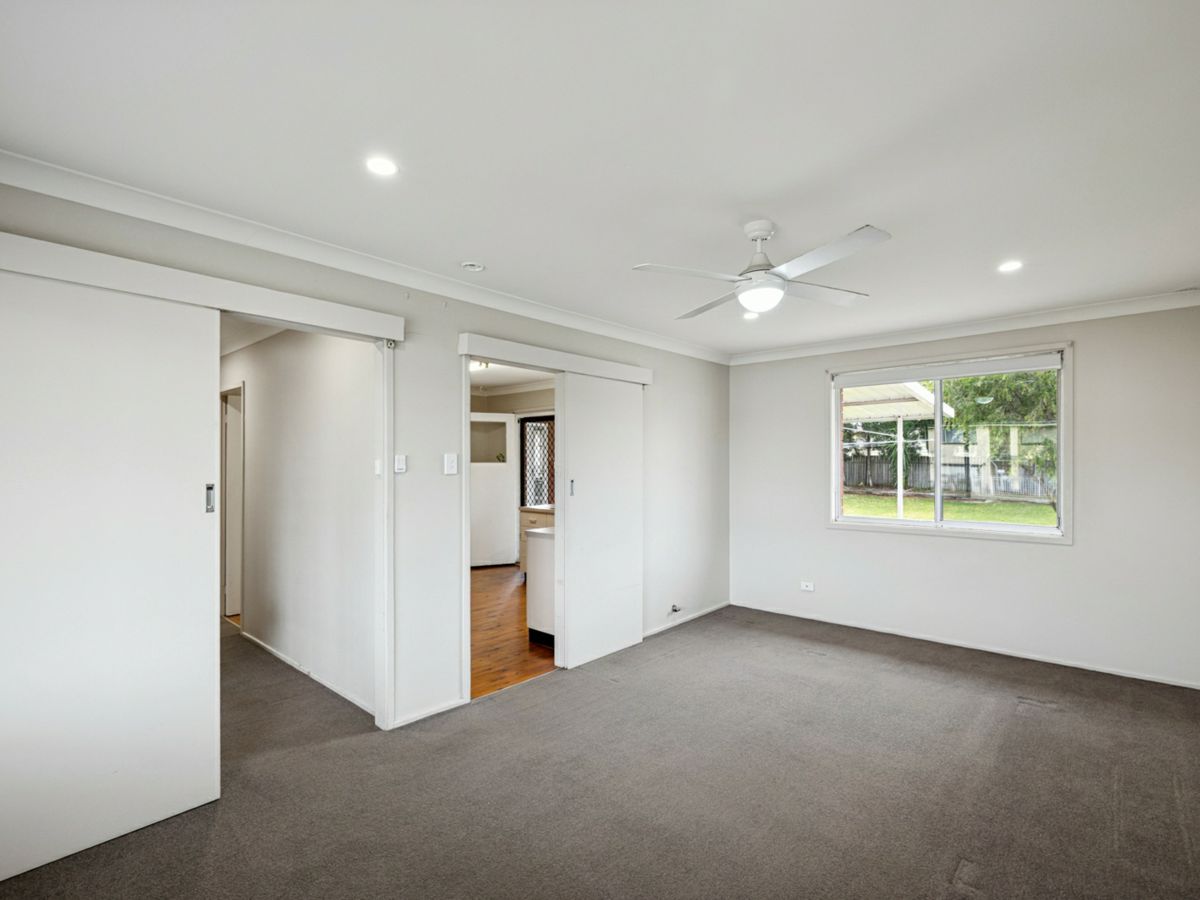 57 Superior Avenue, Seven Hills - image 3