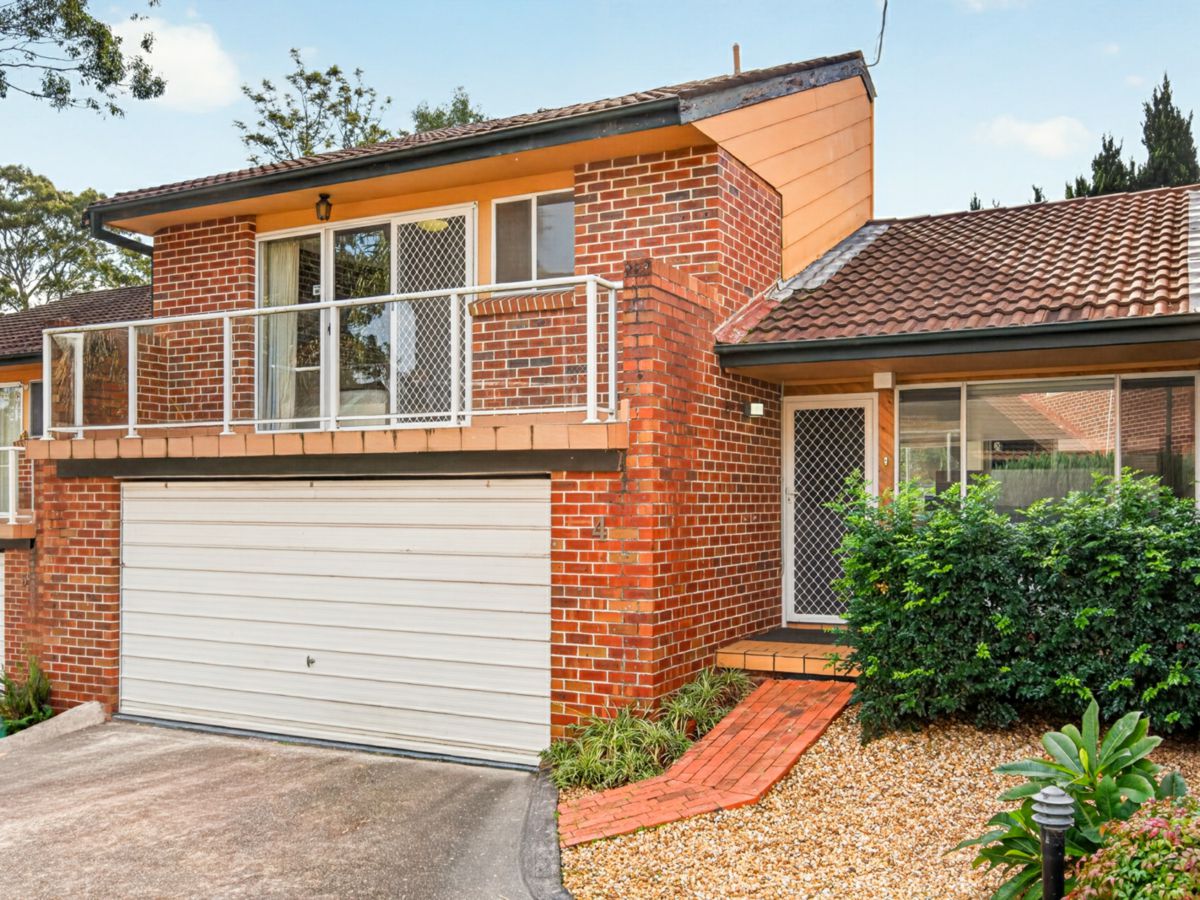 4/40 Wyena Road, Pendle Hill - image 1