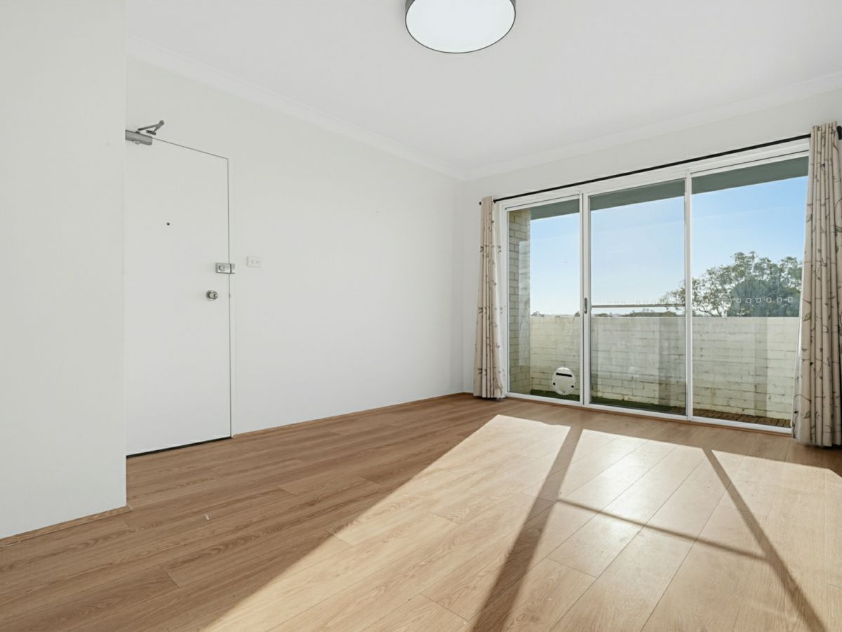 12/89 Bland Street, Ashfield - image 3