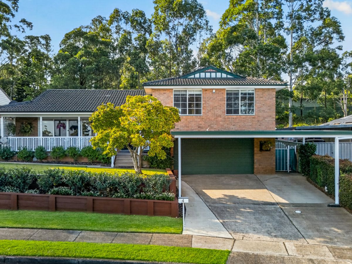 4 Gavin Place, Kings Langley - image 1