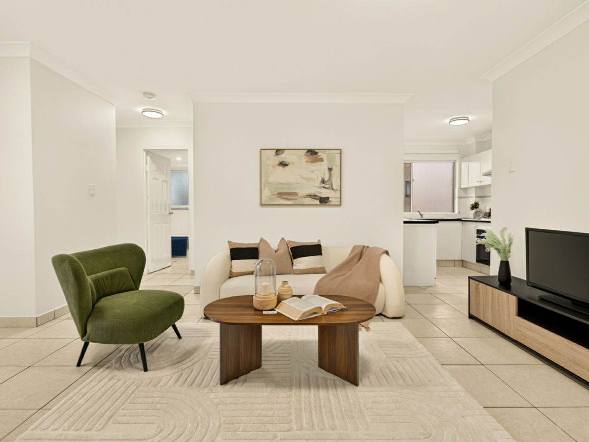 1/64 Fullagar Road, Wentworthville - image 2