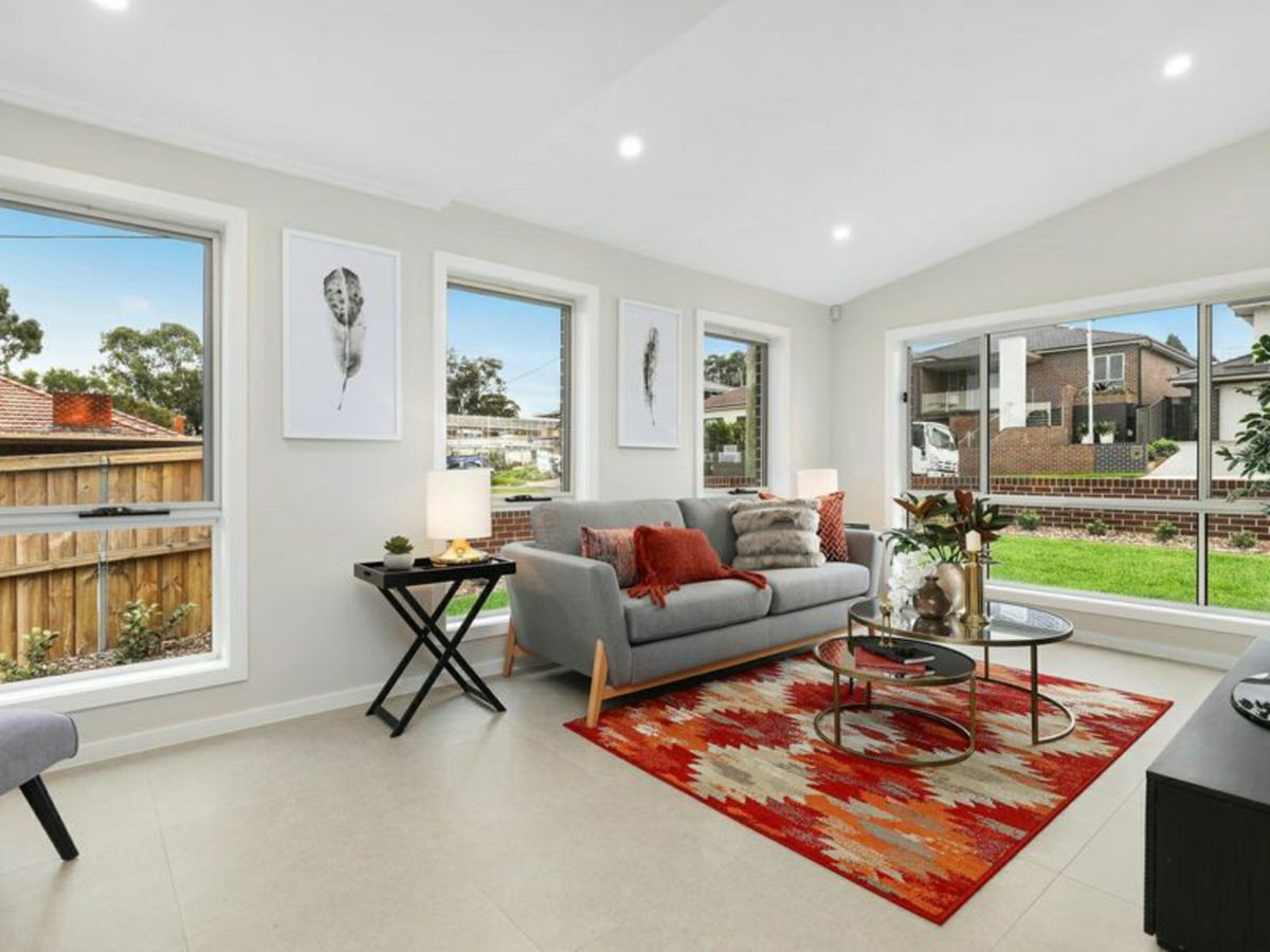 42 Arnett Street, Pendle Hill - image 1