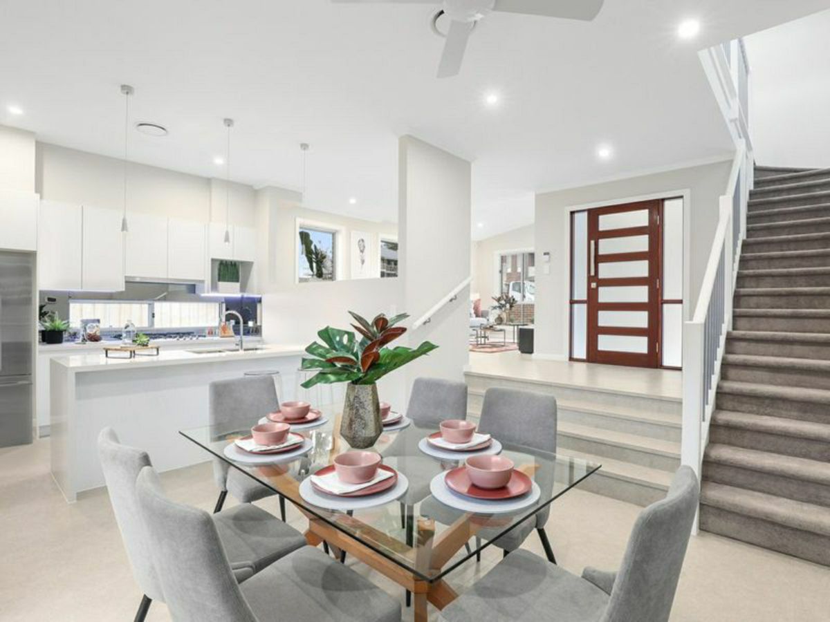42 Arnett Street, Pendle Hill - image 2