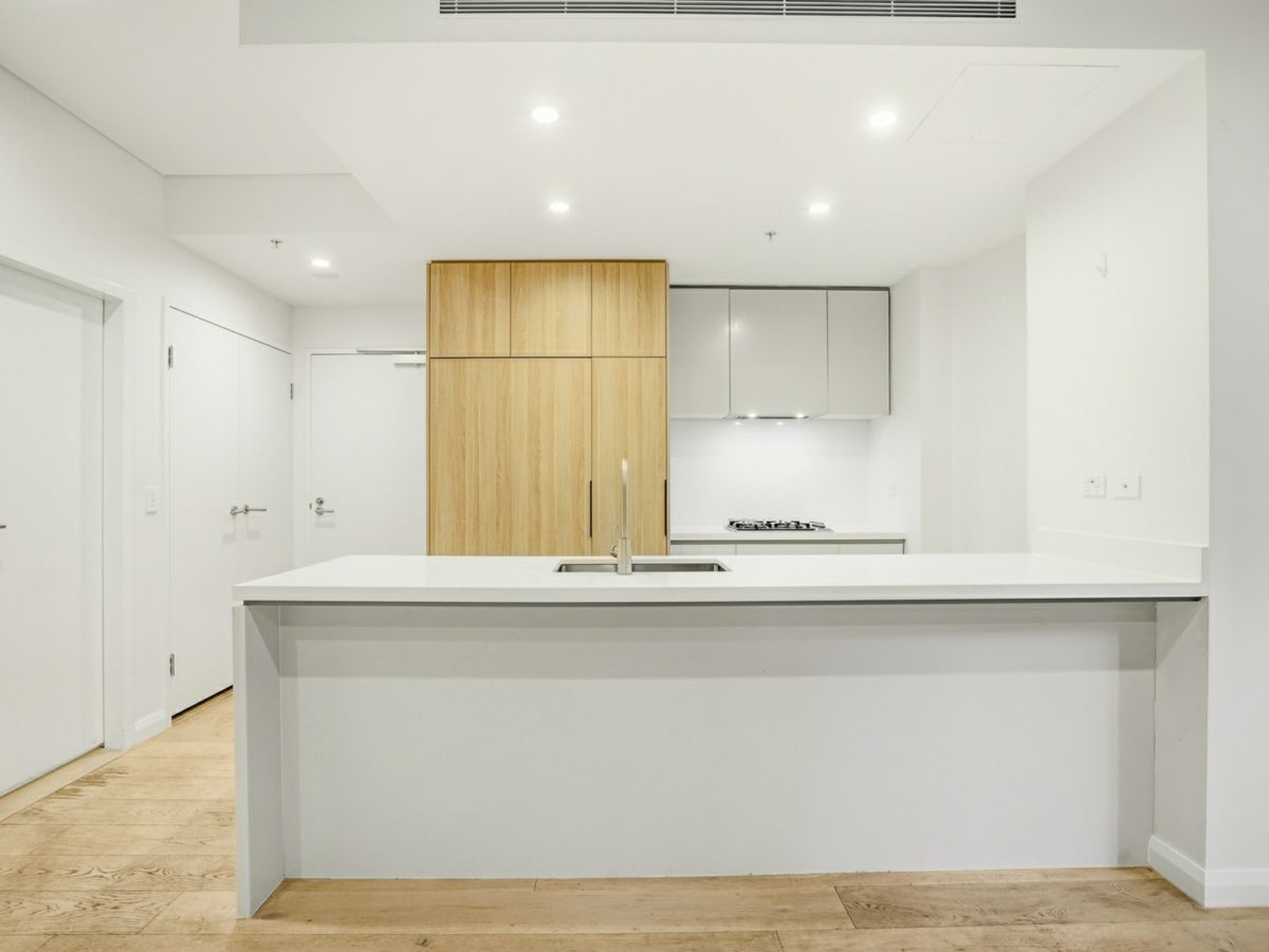 13G/5 Maple Tree Road, Westmead - image 2