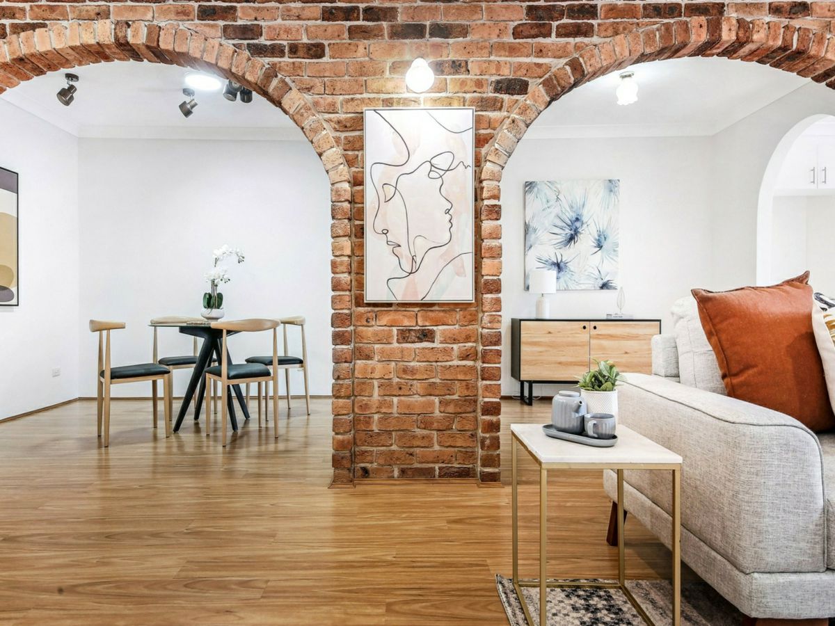 9/13 Albert Street, North Parramatta - image 1