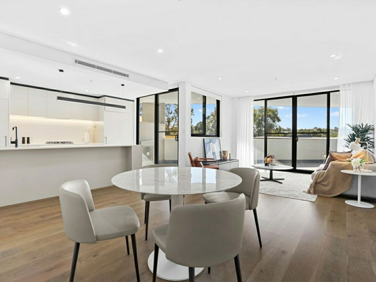 112/105 Bella Vista Drive, Bella Vista - image 3