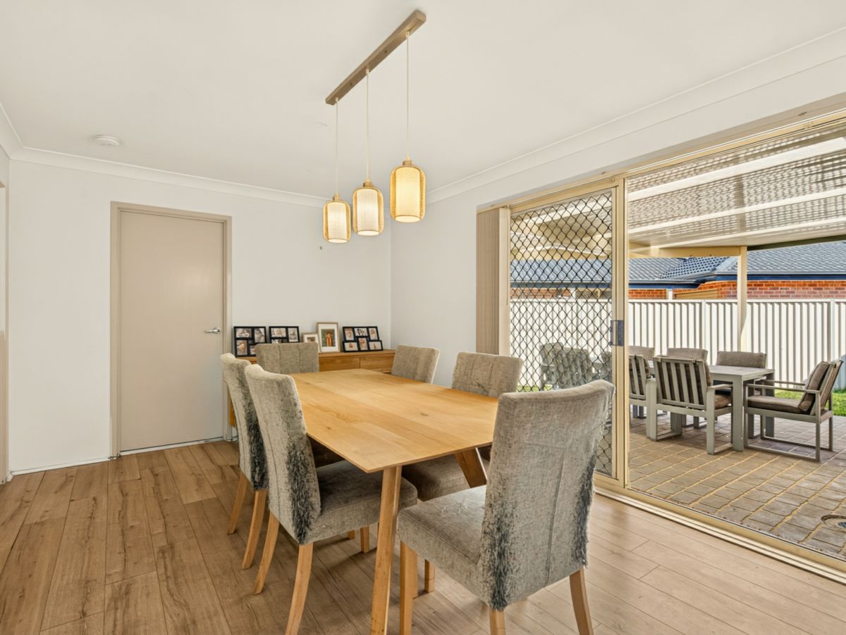 19 Hart Road, South Windsor - image 3